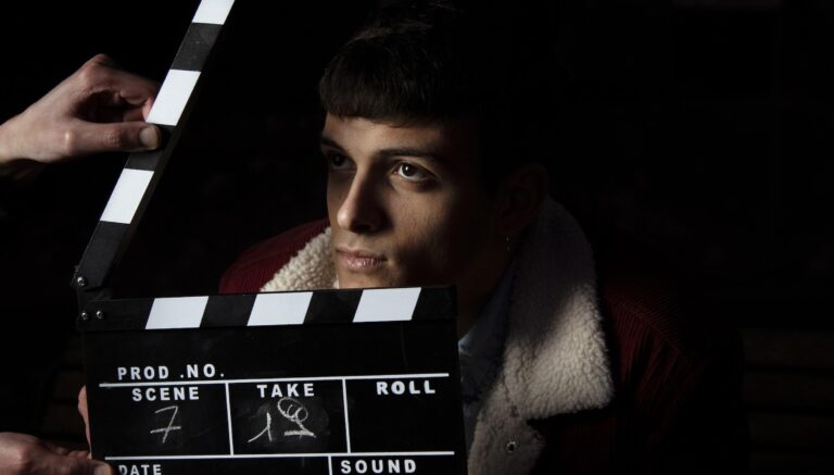 Develop Your Acting Skills: A Guide for Aspiring Actors in Gujarat